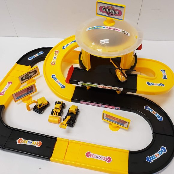 New Construction Trucks Play Set - Picture 14 of 14